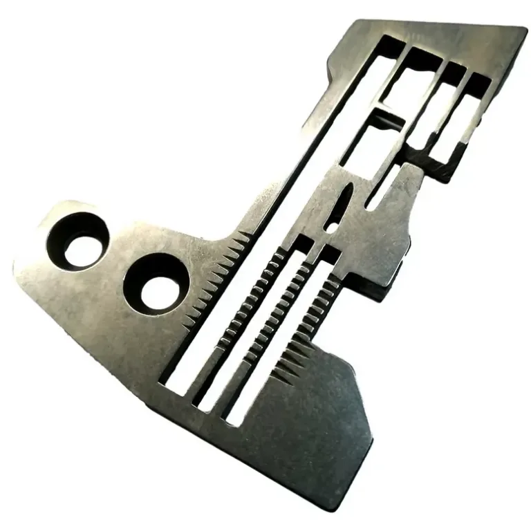 CHAPA AGUJA OVERLOCK 5 HILOS